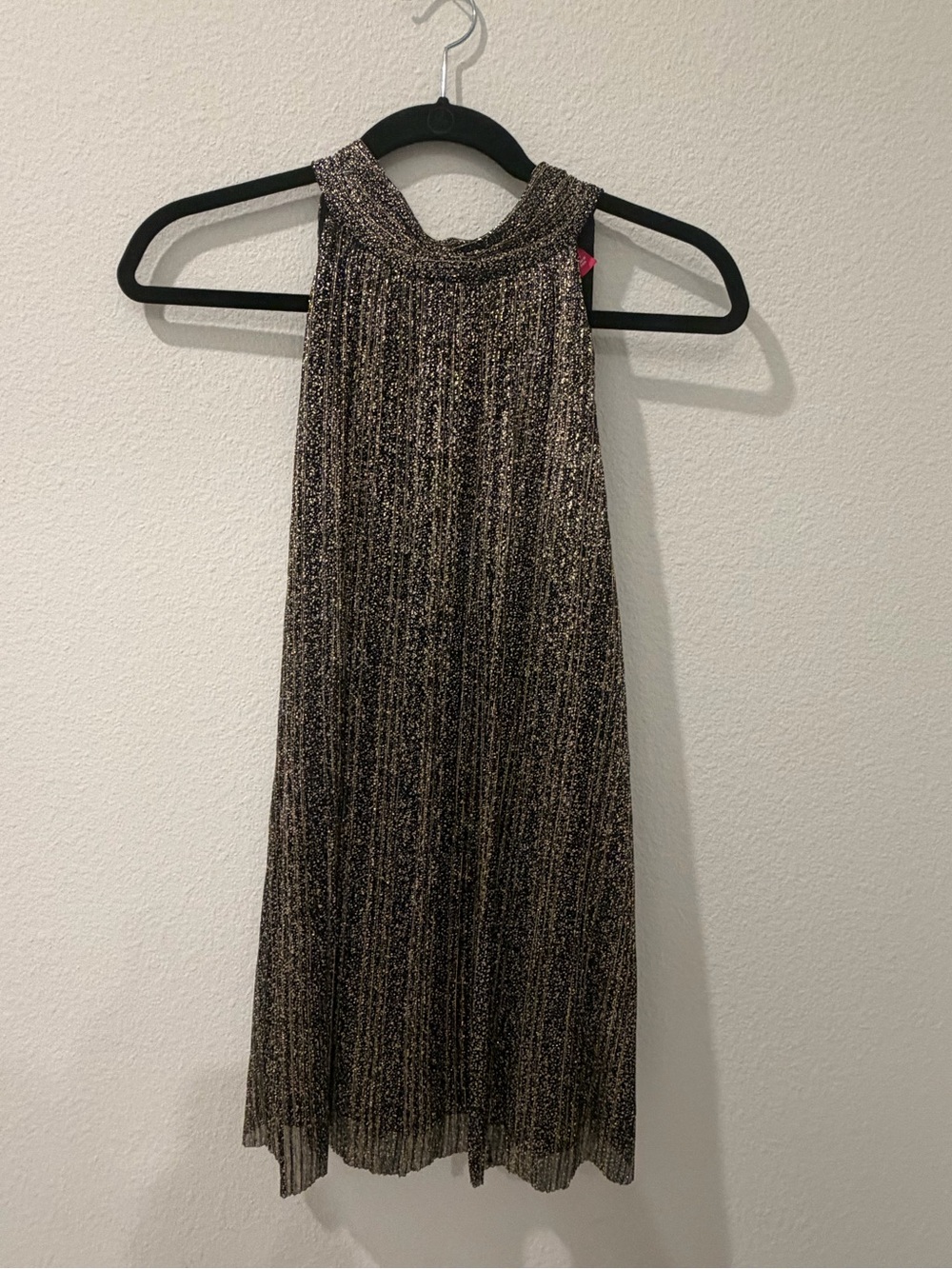 Vince Camuto Metallic Pleated Halter Top - Gold/Black